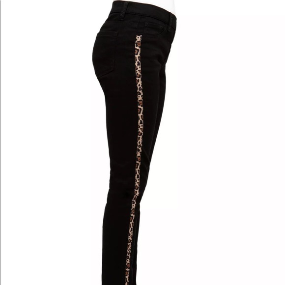 Wonder Nation | Girls Black Leopard Print Side Stripe Pull-on Jegging Jeans - Picture 2 of 4